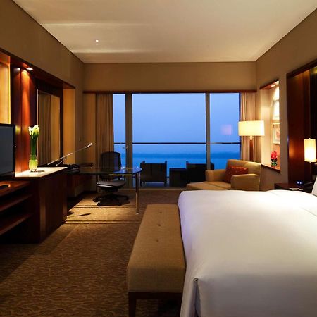 Hilton Nanjing Riverside Bagian luar foto