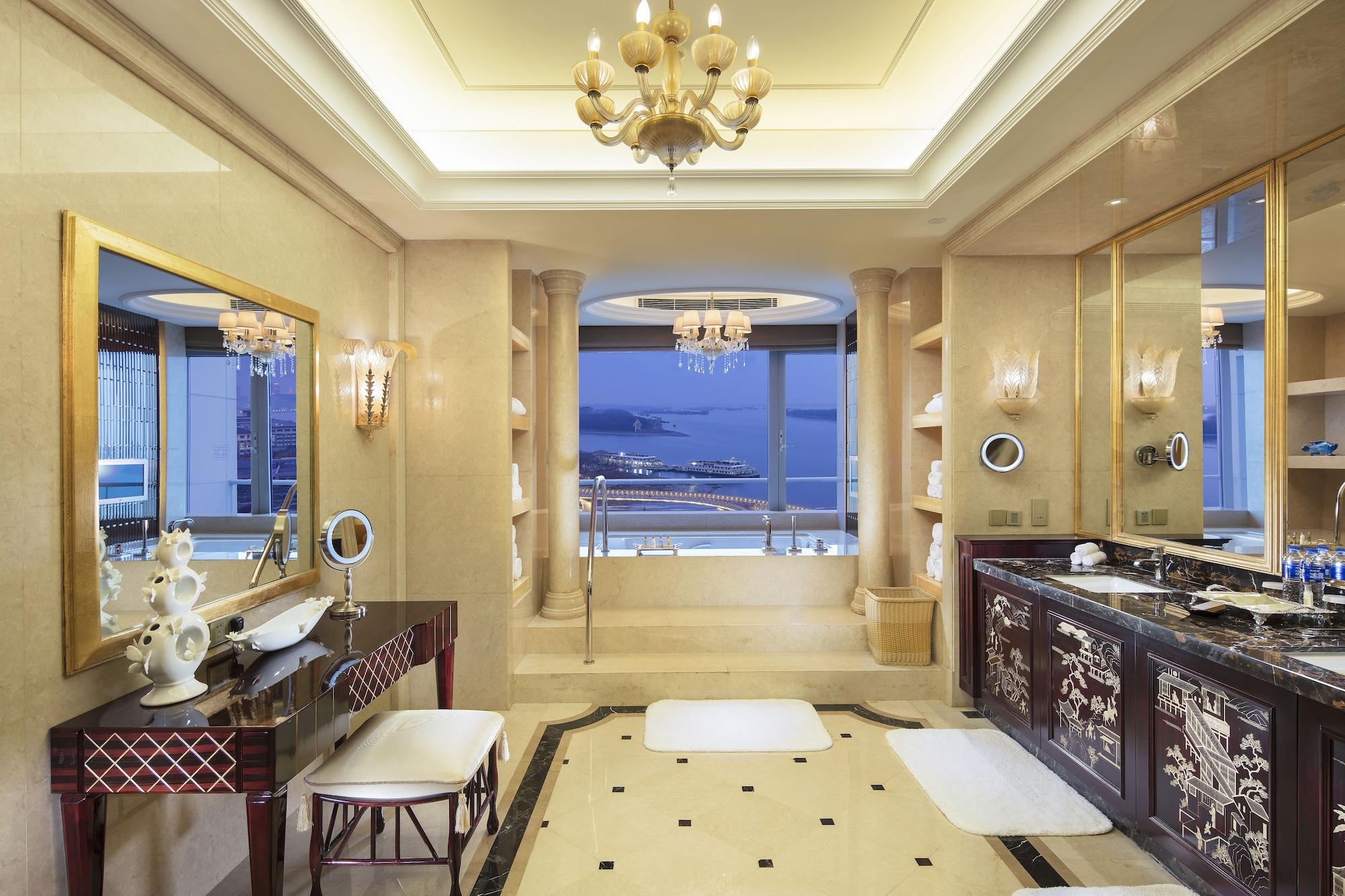 Hilton Nanjing Riverside Bagian luar foto