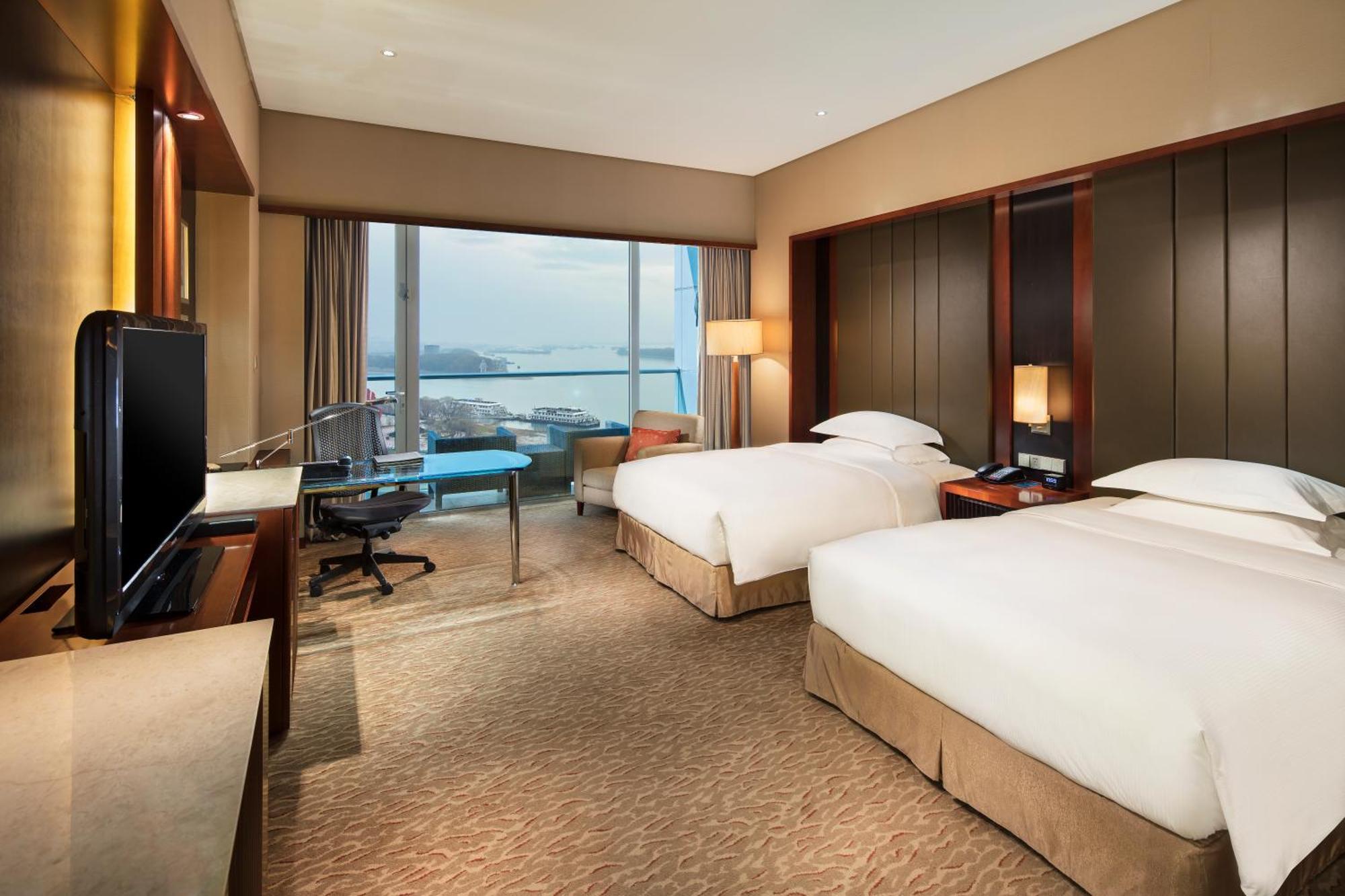 Hilton Nanjing Riverside Bagian luar foto