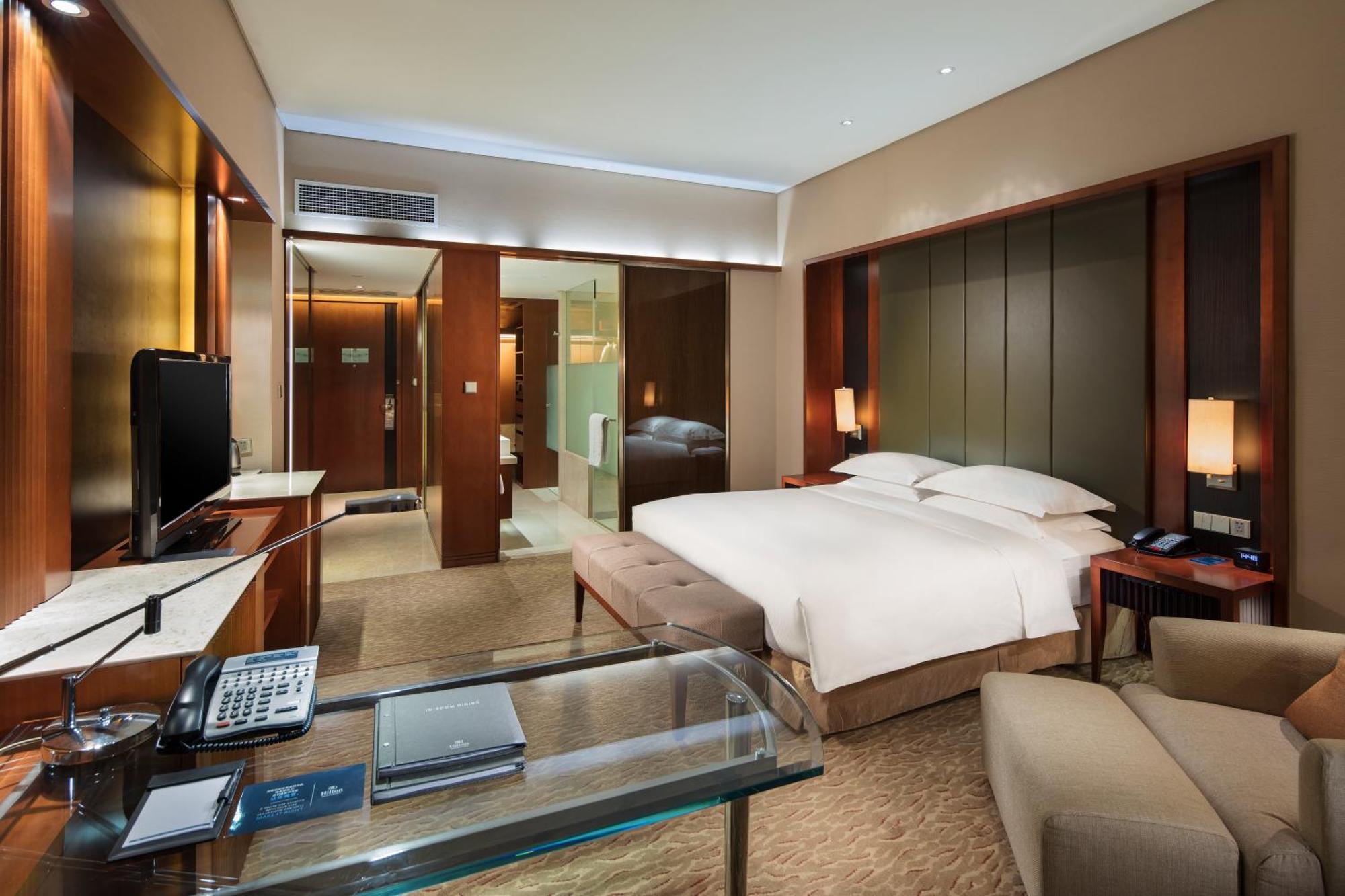 Hilton Nanjing Riverside Bagian luar foto