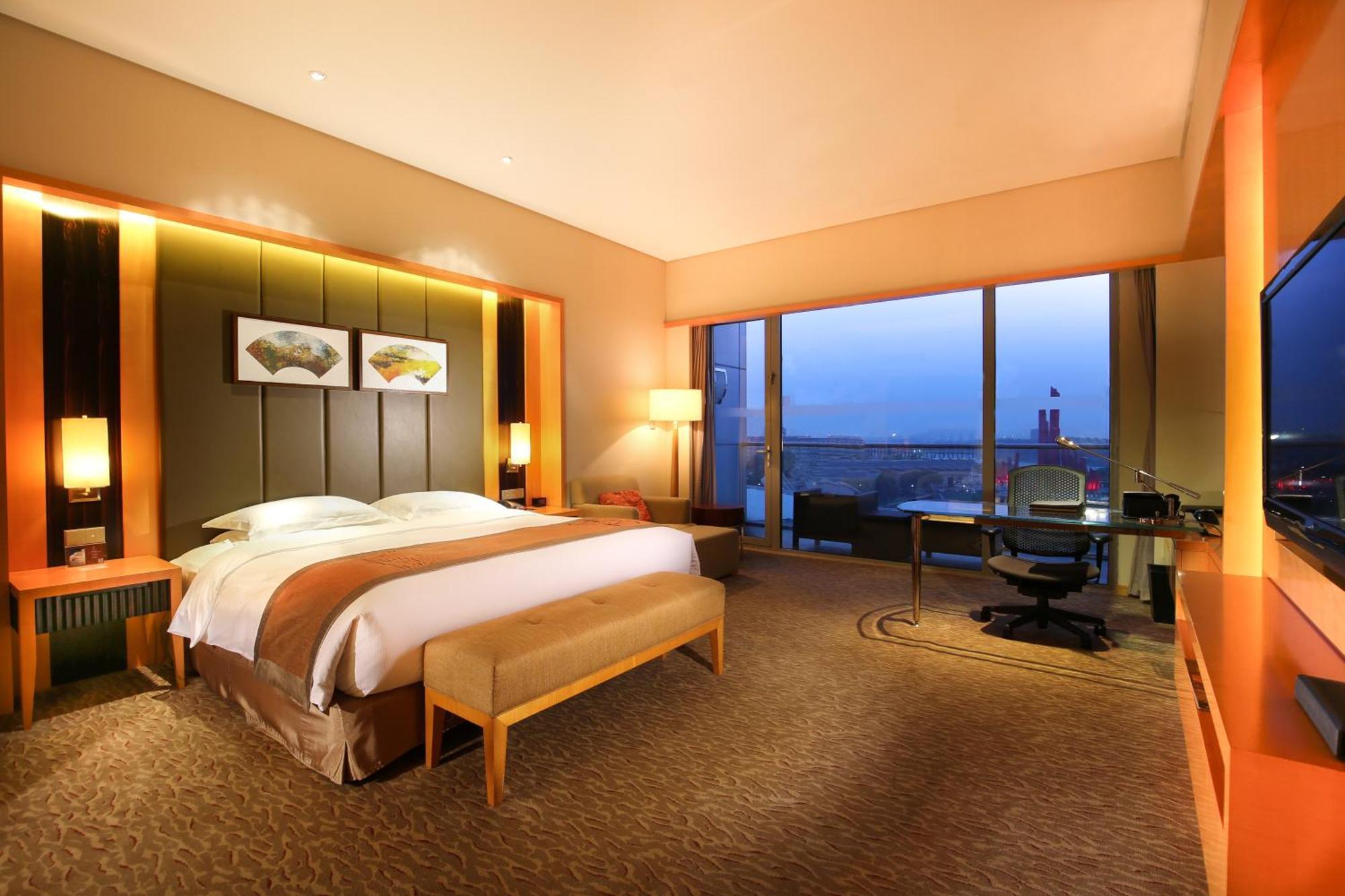 Hilton Nanjing Riverside Bagian luar foto